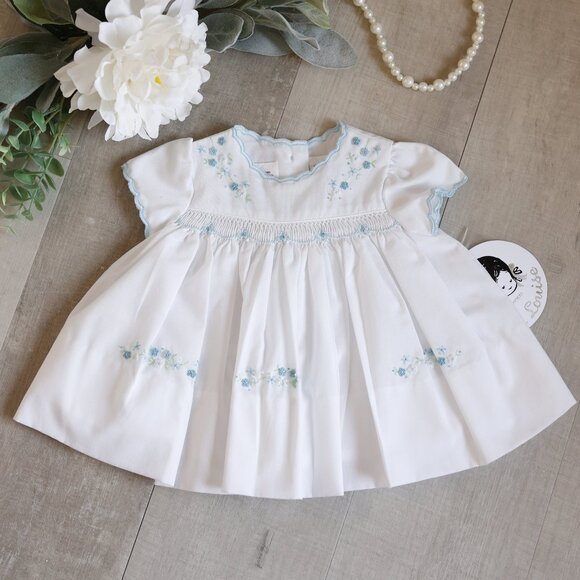 White Smocked Dress Blue Embroidery Boutique Preemie Newborn Reborn Doll NWT - Picture 1 of 5